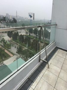 Mẫu trụ lan can có chân trụ tam giác chắc chắn