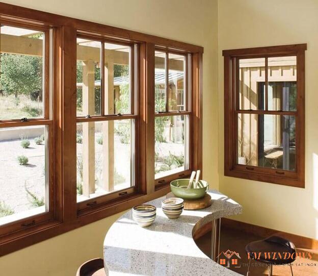 Một số mẫu khung bảo vệ cửa sổ gỗ đẹp, hiện đại tại TPHCM