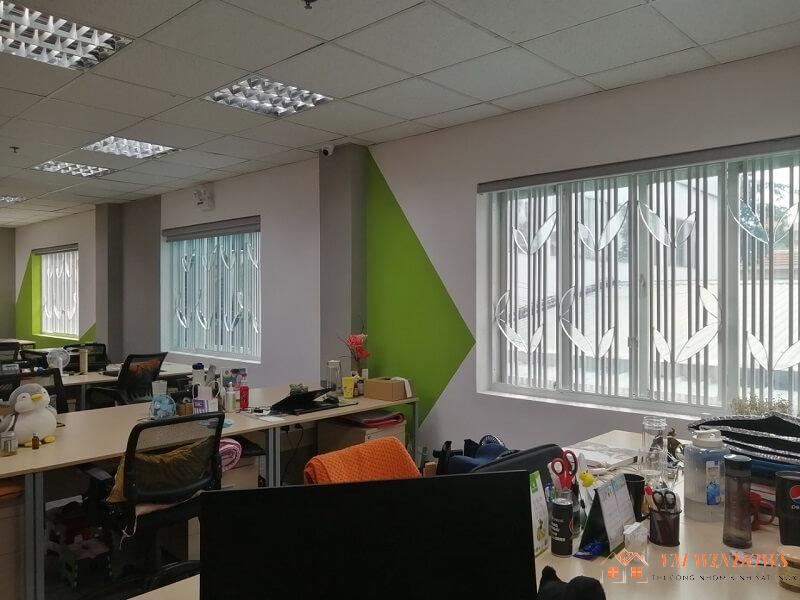 Thi công khung cửa sổ chuyên nghiệp, đội ngũ cầu tiến và uy tín