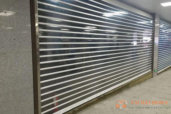 Mẫu thiết kế của cuốn màng trong suốt của Austdoor