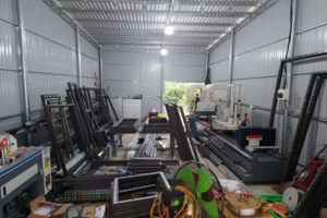 Vì sao nên lựa chọn cửa hàng nhôm kính gần nhất?